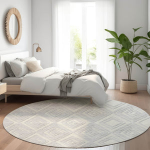 Homeroots 3'' Black And Ivory Geometric Washable Area Rug For Indoor Outdoor Spaces, Durable And Stylish Design 8' Round Polyester 589994