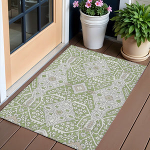 Homeroots 3' Versatile Floral Indoor Outdoor Area Rug In Artichoke Green, Ivory, And Gray - Washable Design 3' X 5' Polyester 590010