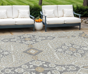 Homeroots 3' Versatile Floral Indoor Outdoor Area Rug In Artichoke Green, Ivory, And Gray - Washable Design 9' X 12' Polyester 590020