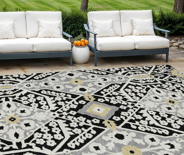 Homeroots 3' Versatile Floral Indoor Outdoor Area Rug In Artichoke Green, Ivory, And Gray - Washable Design 10' X 14' Polyester 590027