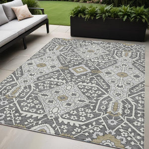 Homeroots 3' Versatile Floral Indoor Outdoor Area Rug In Artichoke Green, Ivory, And Gray - Washable Design 5' X 8' Polyester 590029