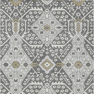 Homeroots 3' Versatile Floral Indoor Outdoor Area Rug In Artichoke Green, Ivory, And Gray - Washable Design 8' X 10' Polyester 590031
