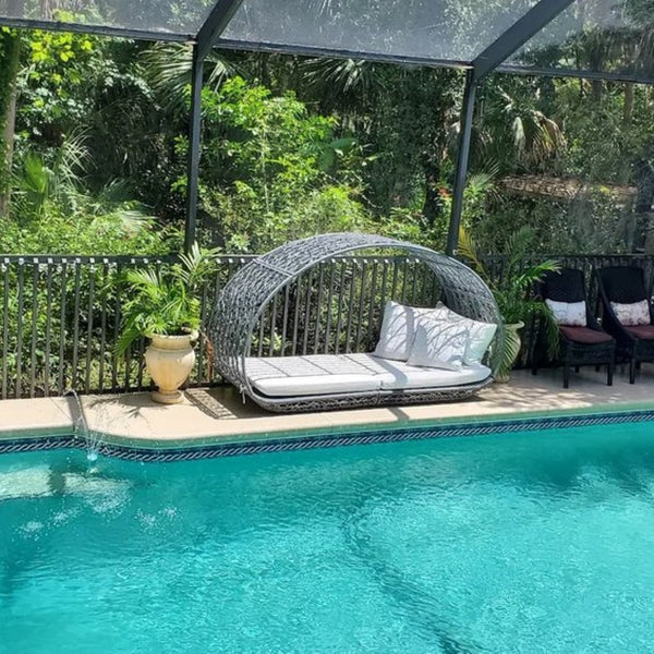 English Elm Outdoor Faux Wicker Canopy Daybed with Aluminum Frame and All-weather Cushion 59004.00TALUGRY_59004.00BALUGR