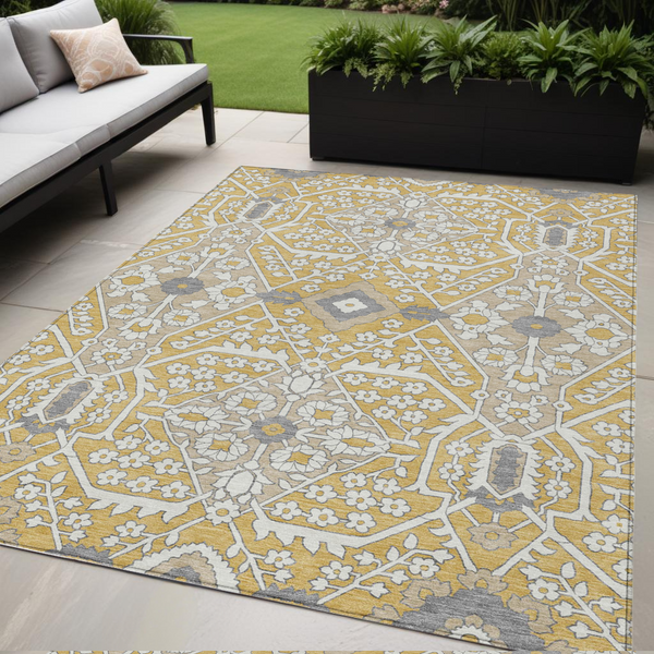 Homeroots 3' Versatile Floral Indoor Outdoor Area Rug In Artichoke Green, Ivory, And Gray - Washable Design 5' X 8' Polyester 590047