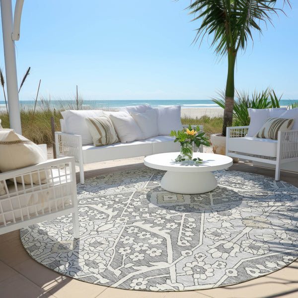 Homeroots 3' Versatile Floral Indoor Outdoor Area Rug In Artichoke Green, Ivory, And Gray - Washable Design 8' Round Polyester 590054