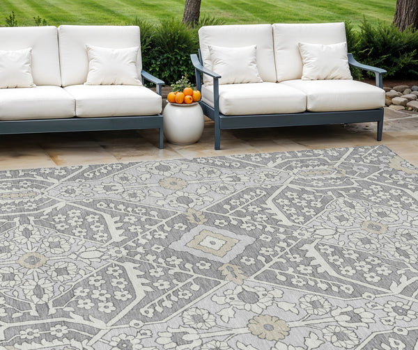 Homeroots 3' Versatile Floral Indoor Outdoor Area Rug In Artichoke Green, Ivory, And Gray - Washable Design 8' X 10' Polyester 590055