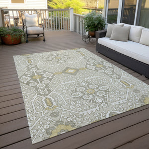 Homeroots 3' Versatile Floral Indoor Outdoor Area Rug In Artichoke Green, Ivory, And Gray - Washable Design 3' X 5' Polyester 590058