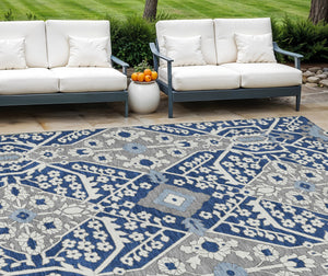 Homeroots 3' Versatile Floral Indoor Outdoor Area Rug In Artichoke Green, Ivory, And Gray - Washable Design 10' X 14' Polyester 590075