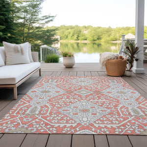 Homeroots 3' Versatile Floral Indoor Outdoor Area Rug In Artichoke Green, Ivory, And Gray - Washable Design 8' X 10' Polyester 590091