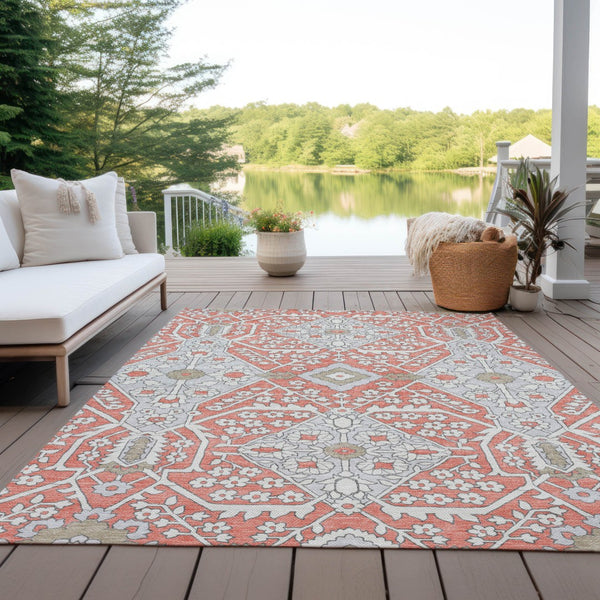 Homeroots 3' Versatile Floral Indoor Outdoor Area Rug In Artichoke Green, Ivory, And Gray - Washable Design 8' X 10' Polyester 590091