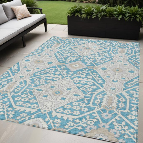 Homeroots 3' Versatile Floral Indoor Outdoor Area Rug In Artichoke Green, Ivory, And Gray - Washable Design 5' X 8' Polyester 590095