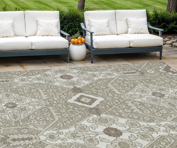 Homeroots 3' Versatile Floral Indoor Outdoor Area Rug In Artichoke Green, Ivory, And Gray - Washable Design 9' X 12' Polyester 590104
