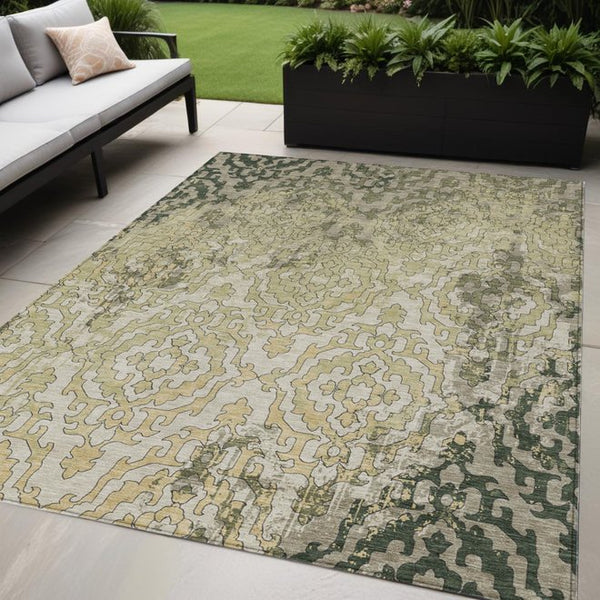 Homeroots 3' Artichoke Green And Beige Medallion Washable Area Rug For Indoor And Outdoor Spaces, Durable Design 5' X 8' Polyester 590113