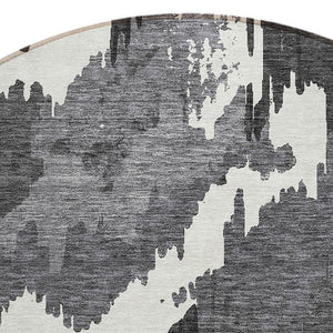 Homeroots 3' Stylish Beige Brown And Ivory Abstract Washable Area Rug For Indoor And Outdoor Spaces 8' Round Polyester 590144