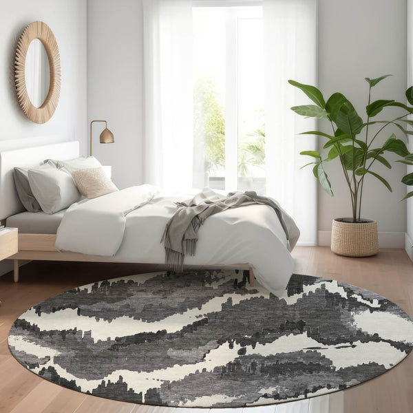Homeroots 3' Stylish Beige Brown And Ivory Abstract Washable Area Rug For Indoor And Outdoor Spaces 8' Round Polyester 590144
