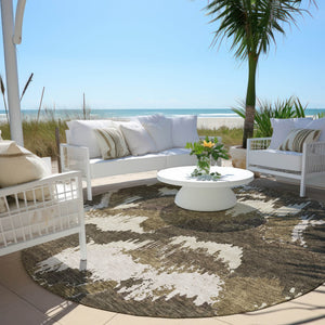 Homeroots 3' Stylish Beige Brown And Ivory Abstract Washable Area Rug For Indoor And Outdoor Spaces 8' Round Polyester 590150