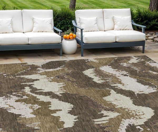 Homeroots 3' Stylish Beige Brown And Ivory Abstract Washable Area Rug For Indoor And Outdoor Spaces 9' X 12' Polyester 590152