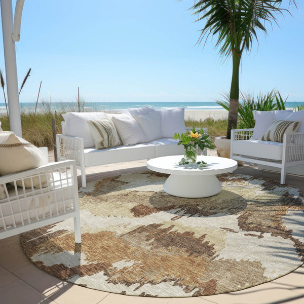 Homeroots 3' Stylish Beige Brown And Ivory Abstract Washable Area Rug For Indoor And Outdoor Spaces 8' Round Polyester 590162