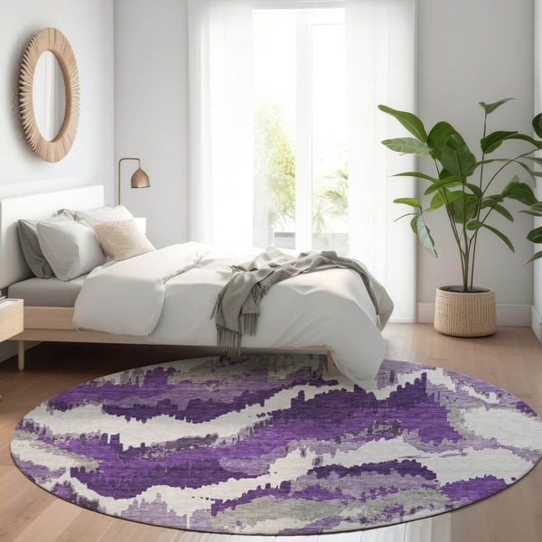 Homeroots 3' Stylish Beige Brown And Ivory Abstract Washable Area Rug For Indoor And Outdoor Spaces 8' Round Polyester 590204