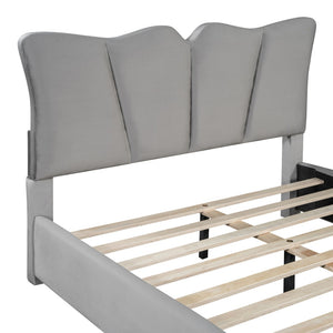 HomeRoots Gray Tufted Velvet Upholstered Full Bed Frame – Luxe Comfort & Modern Style for Your Dream Bedroom Retreat 590417