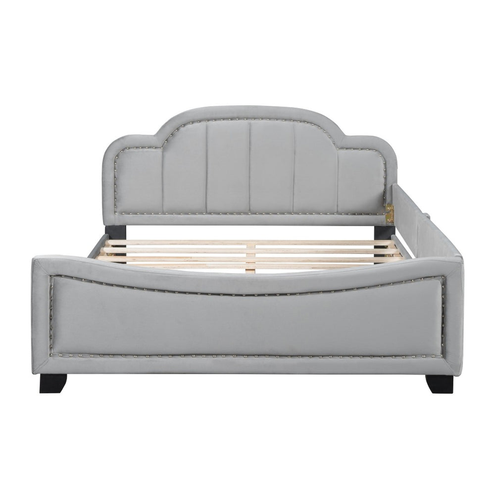 HomeRoots Gray Tufted Upholstered Full Bed Frame - Stylish, Comfortable Sleep Solution with Sturdy Support! 590465