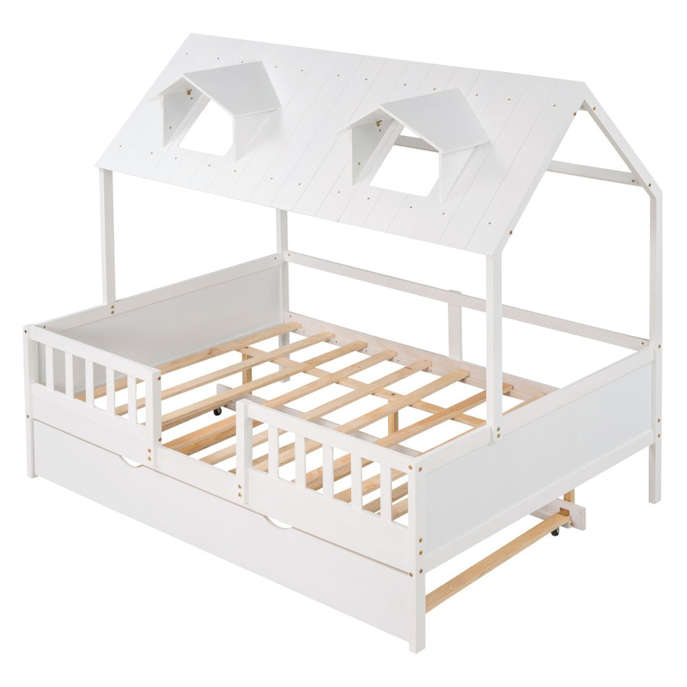 HomeRoots White Wood Full House Bed with Trundle – Classic Charm, Durable Design & Extra Sleep Space for Guests 590551