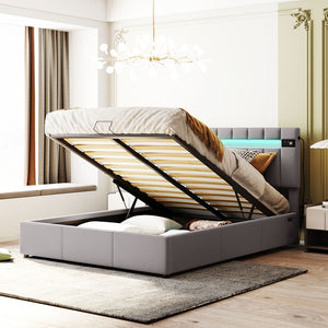 HomeRoots Gray Tufted Upholstered Queen Bed Frame with USB Port - Elegant Design for Cozy Bedroom Retreat 590562