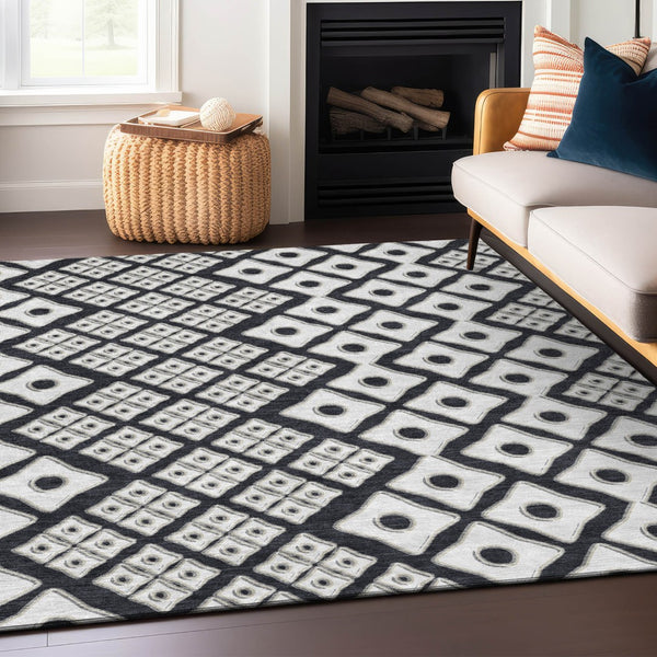 Homeroots 3' Artichoke Green And Aqua Geometric Washable Area Rug For Stylish Indoor Or Outdoor Spaces 5' X 8' Polyester 590716