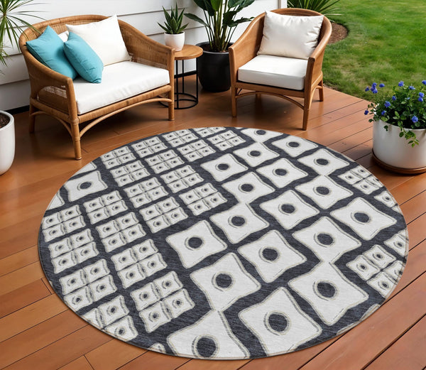 Homeroots 3' Artichoke Green And Aqua Geometric Washable Area Rug For Stylish Indoor Or Outdoor Spaces 8' Round Polyester 590717