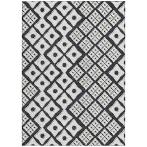 Homeroots 3' Artichoke Green And Aqua Geometric Washable Area Rug For Stylish Indoor Or Outdoor Spaces 8' X 10' Polyester 590718