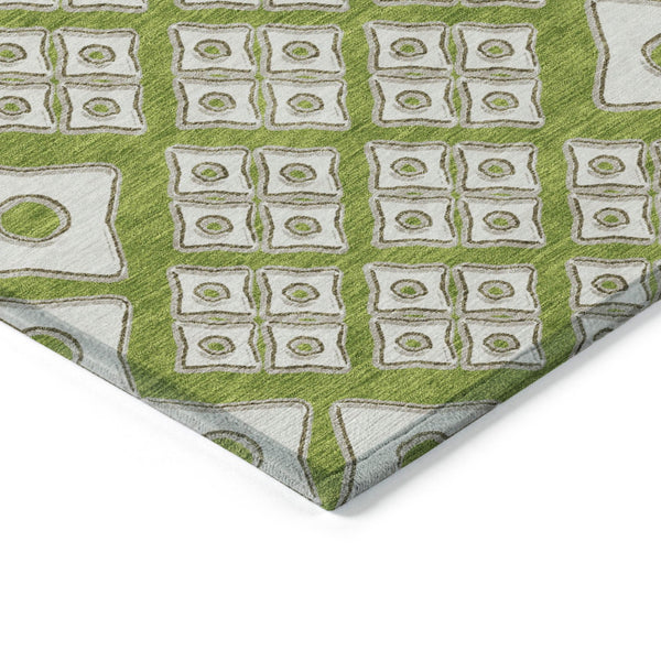 Homeroots 3' Artichoke Green And Aqua Geometric Washable Area Rug For Stylish Indoor Or Outdoor Spaces 8' X 10' Polyester 590748