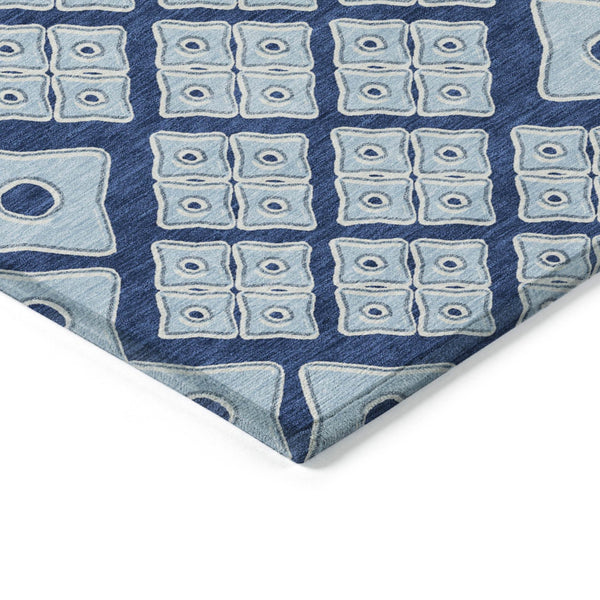 Homeroots 3' Artichoke Green And Aqua Geometric Washable Area Rug For Stylish Indoor Or Outdoor Spaces 3' X 5' Polyester 590751