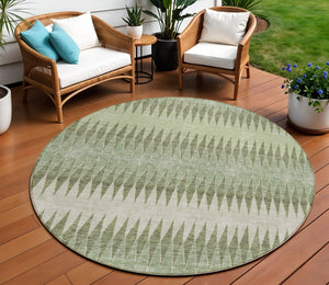 Homeroots 3' Stylish Artichoke Green Striped Area Rug – Washable & Durable For Indoor Outdoor Use 8' Round Polyester 590777