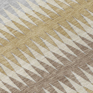 Homeroots 3' Stylish Artichoke Green Striped Area Rug – Washable & Durable For Indoor Outdoor Use 8' Round Polyester 590783