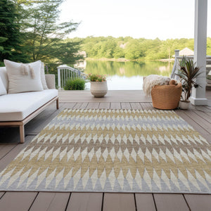 Homeroots 3' Stylish Artichoke Green Striped Area Rug – Washable & Durable For Indoor Outdoor Use 8' X 10' Polyester 590784