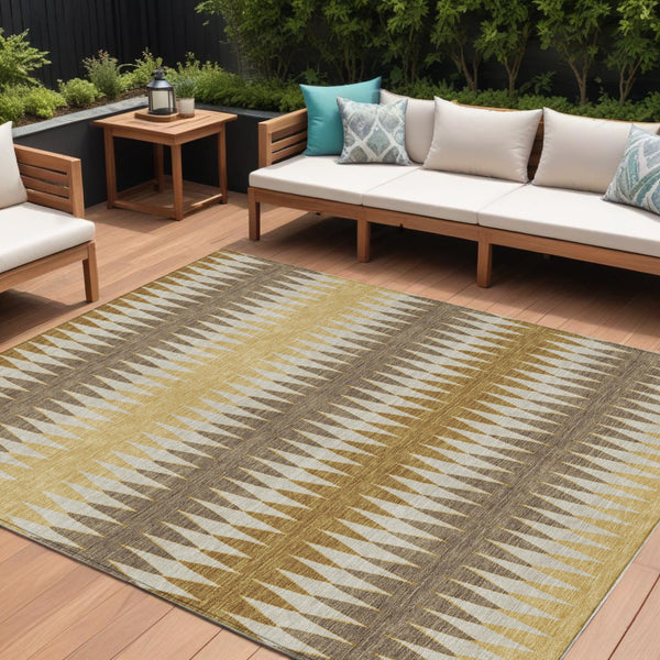 Homeroots 3' Stylish Artichoke Green Striped Area Rug – Washable & Durable For Indoor Outdoor Use 9' X 12' Polyester 590797
