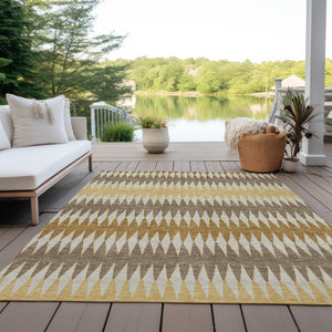 Homeroots 3' Stylish Artichoke Green Striped Area Rug – Washable & Durable For Indoor Outdoor Use 10' X 14' Polyester 590798