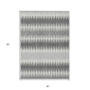 Homeroots 3' Stylish Artichoke Green Striped Area Rug – Washable & Durable For Indoor Outdoor Use 3' X 5' Polyester 590799