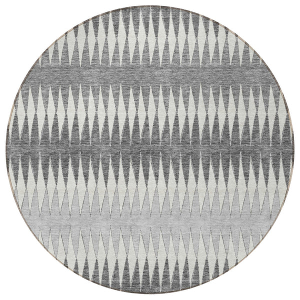 Homeroots 3' Stylish Artichoke Green Striped Area Rug – Washable & Durable For Indoor Outdoor Use 8' Round Polyester 590801