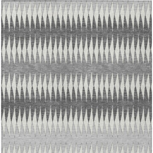 Homeroots 3' Stylish Artichoke Green Striped Area Rug – Washable & Durable For Indoor Outdoor Use 8' X 10' Polyester 590802