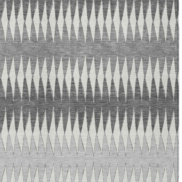 Homeroots 3' Stylish Artichoke Green Striped Area Rug – Washable & Durable For Indoor Outdoor Use 8' X 10' Polyester 590802