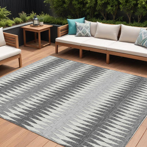 Homeroots 3' Stylish Artichoke Green Striped Area Rug – Washable & Durable For Indoor Outdoor Use 9' X 12' Polyester 590803