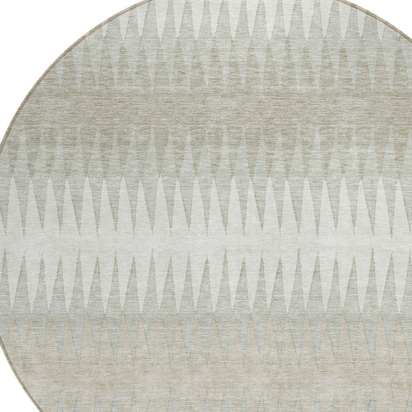 Homeroots 3' Stylish Artichoke Green Striped Area Rug – Washable & Durable For Indoor Outdoor Use 8' Round Polyester 590807