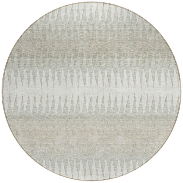 Homeroots 3' Stylish Artichoke Green Striped Area Rug – Washable & Durable For Indoor Outdoor Use 8' Round Polyester 590807