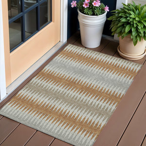 Homeroots 3' Stylish Artichoke Green Striped Area Rug – Washable & Durable For Indoor Outdoor Use 3' X 5' Polyester 590817