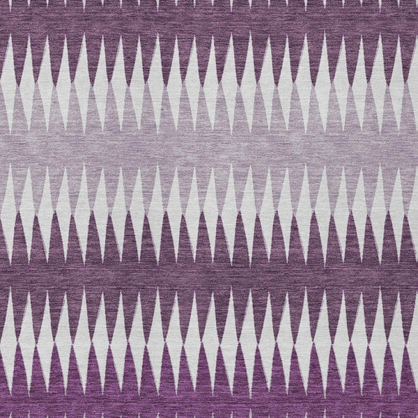 Homeroots 3' Stylish Artichoke Green Striped Area Rug – Washable & Durable For Indoor Outdoor Use 5' X 8' Polyester 590824