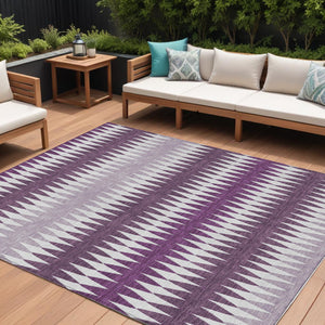 Homeroots 3' Stylish Artichoke Green Striped Area Rug – Washable & Durable For Indoor Outdoor Use 8' X 10' Polyester 590826
