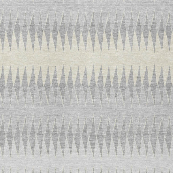 Homeroots 3' Stylish Artichoke Green Striped Area Rug – Washable & Durable For Indoor Outdoor Use 3' X 5' Polyester 590829