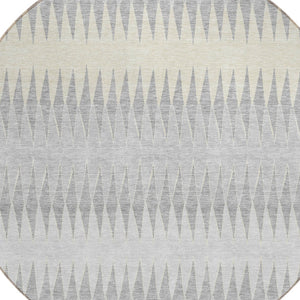 Homeroots 3' Stylish Artichoke Green Striped Area Rug – Washable & Durable For Indoor Outdoor Use 8' Round Polyester 590831