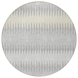 Homeroots 3' Stylish Artichoke Green Striped Area Rug – Washable & Durable For Indoor Outdoor Use 8' Round Polyester 590831